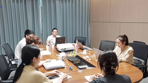 深圳市軟件和信息技術(shù)服務(wù)業(yè)、互聯(lián)網(wǎng)和相關(guān)服務(wù)業(yè)企業(yè)2022年上半年穩(wěn)增長(zhǎng)獎(jiǎng)勵(lì)項(xiàng)目實(shí)施細(xì)則